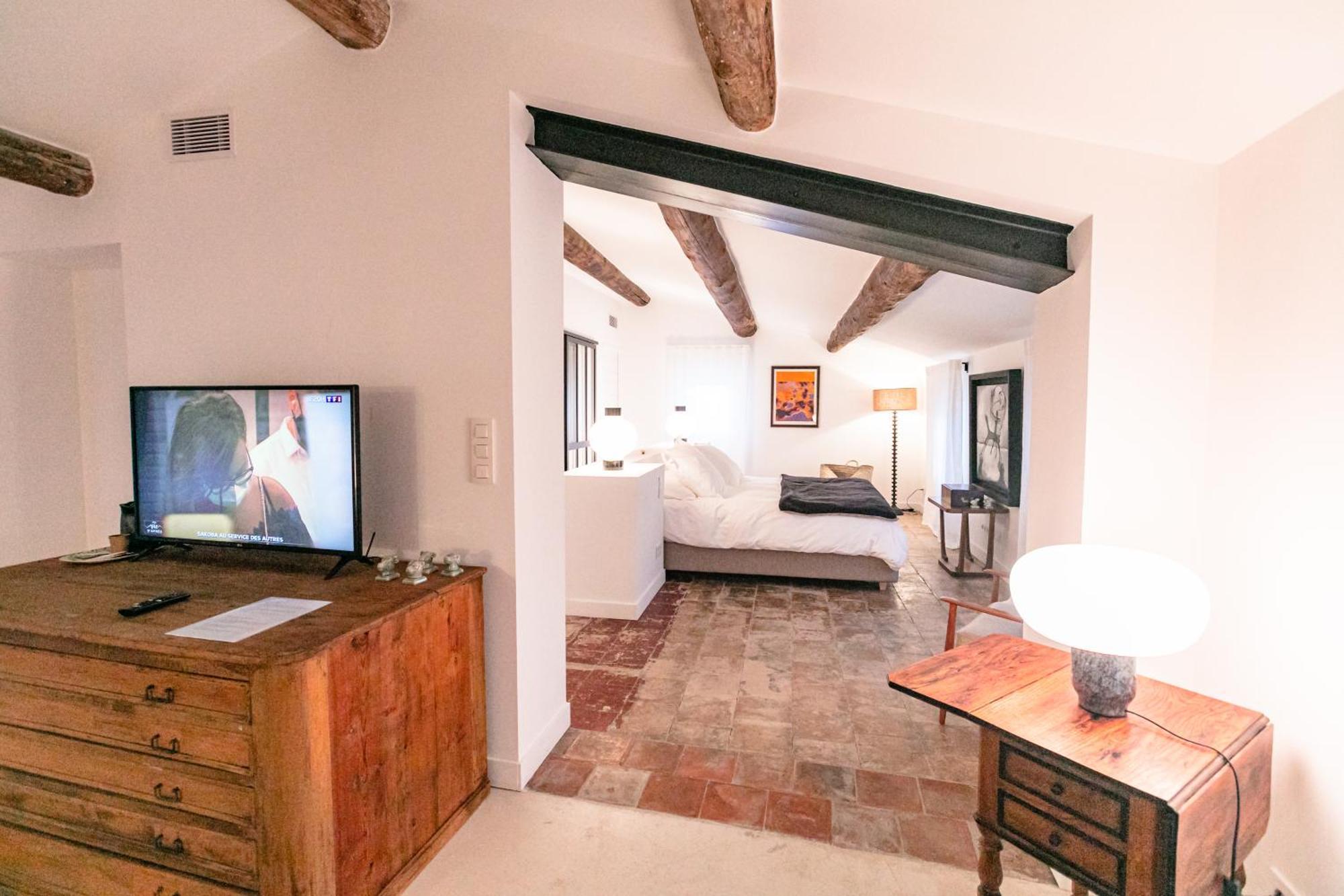 Bed and Breakfast Gabrielle Jeanne Maillane Esterno foto
