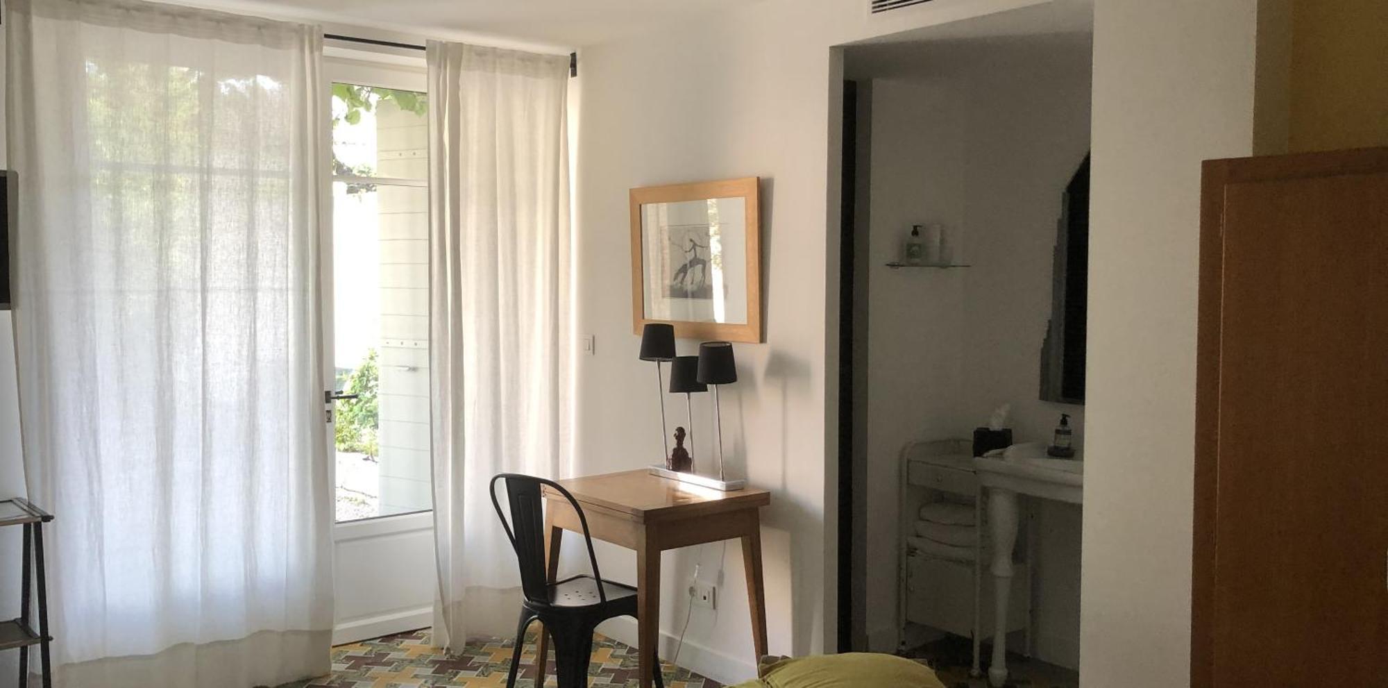 Bed and Breakfast Gabrielle Jeanne Maillane Esterno foto