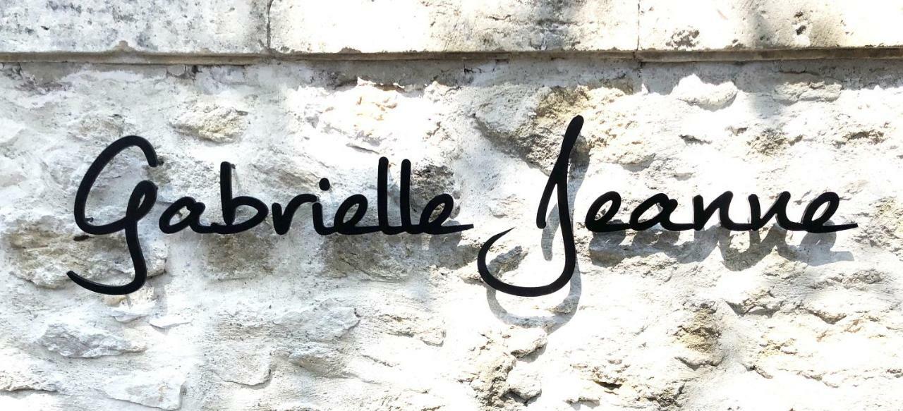 Bed and Breakfast Gabrielle Jeanne Maillane Esterno foto
